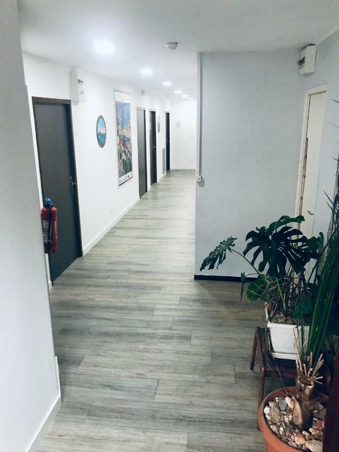 Au Valery Hotel Sete